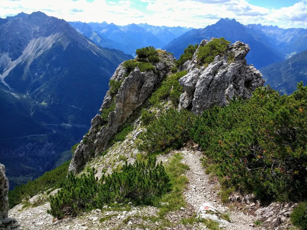 Apart-Alpin Stanzach Exterior photo